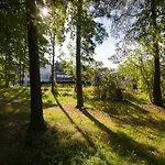 Hostel Linnasmaeki *