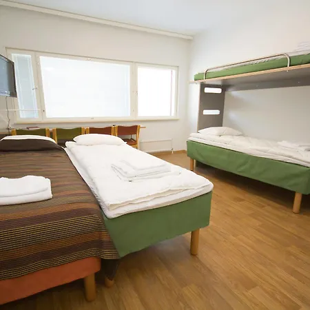 אכסניה Linnasmaeki *