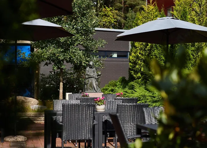 Linnasmaeki Albergue *